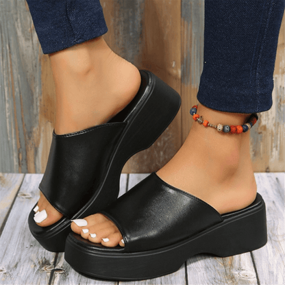 Beautifully Crafted Slippers in a Classic Style
