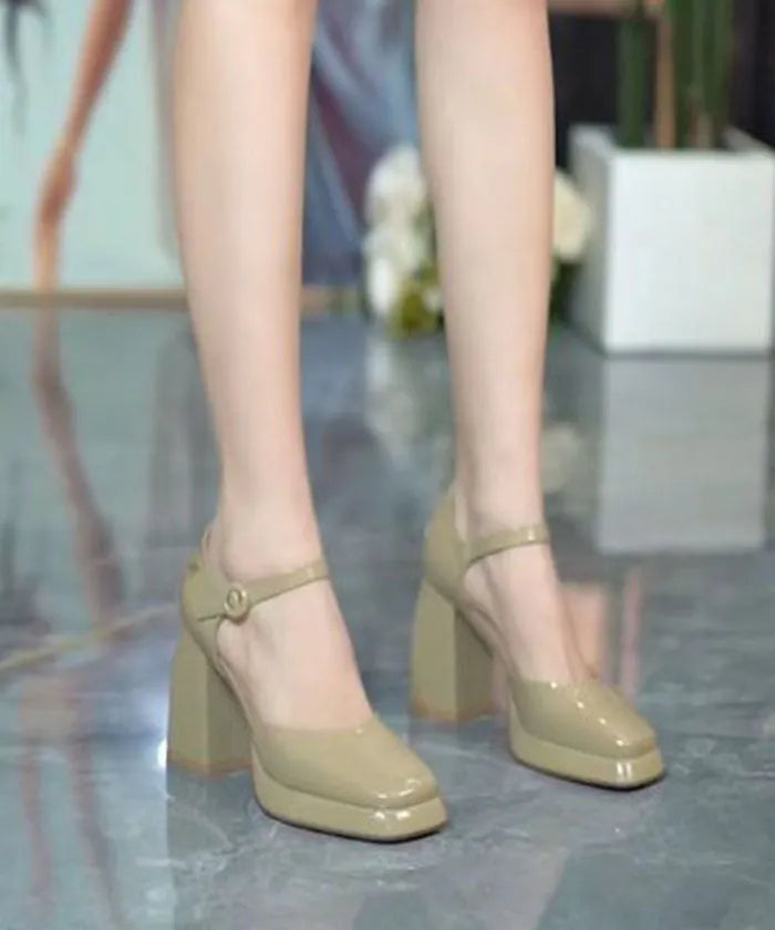Vintage Style Heels with a Modern Fit