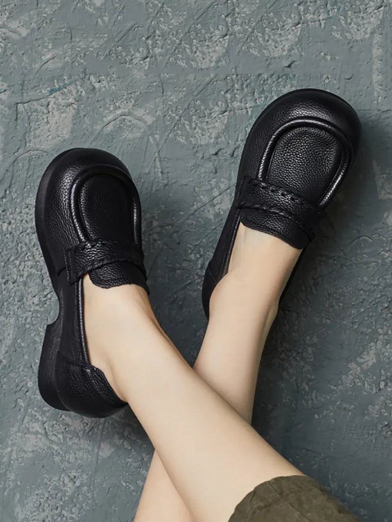 Casually Elegant Shoes with a Refined Edge