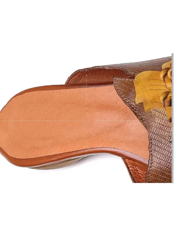 Finely Styled Slippers with a Classic Vintage Look