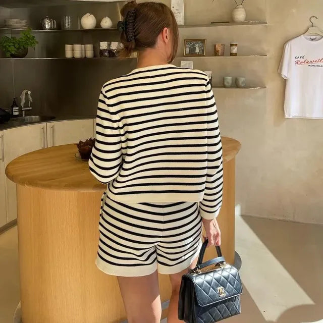 Taruxy Knitted Shorts 2 Piece Sets Outfits Loose Cardigan Sweater Woman Winter Street High Waist Short Suits