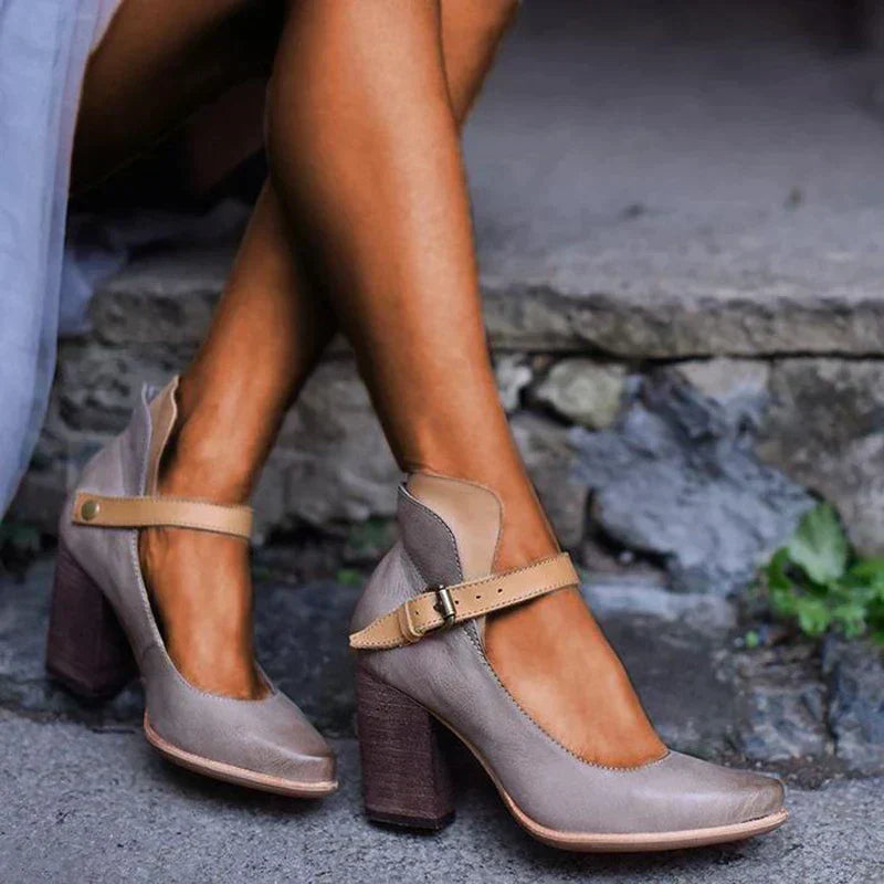 Finely Styled Heels with a Classic Vintage Look
