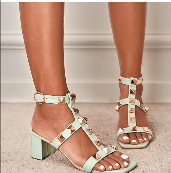Classic Designed Heels in a Timeless Cut