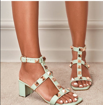 Vintage Style Heels with a Modern Fit