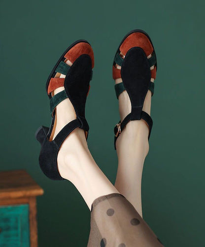 Classic Vintage Sandals with a Flattering Fit
