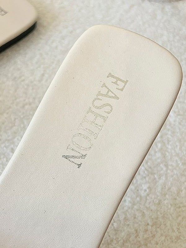 Classic Vintage Slippers with a Flattering Fit