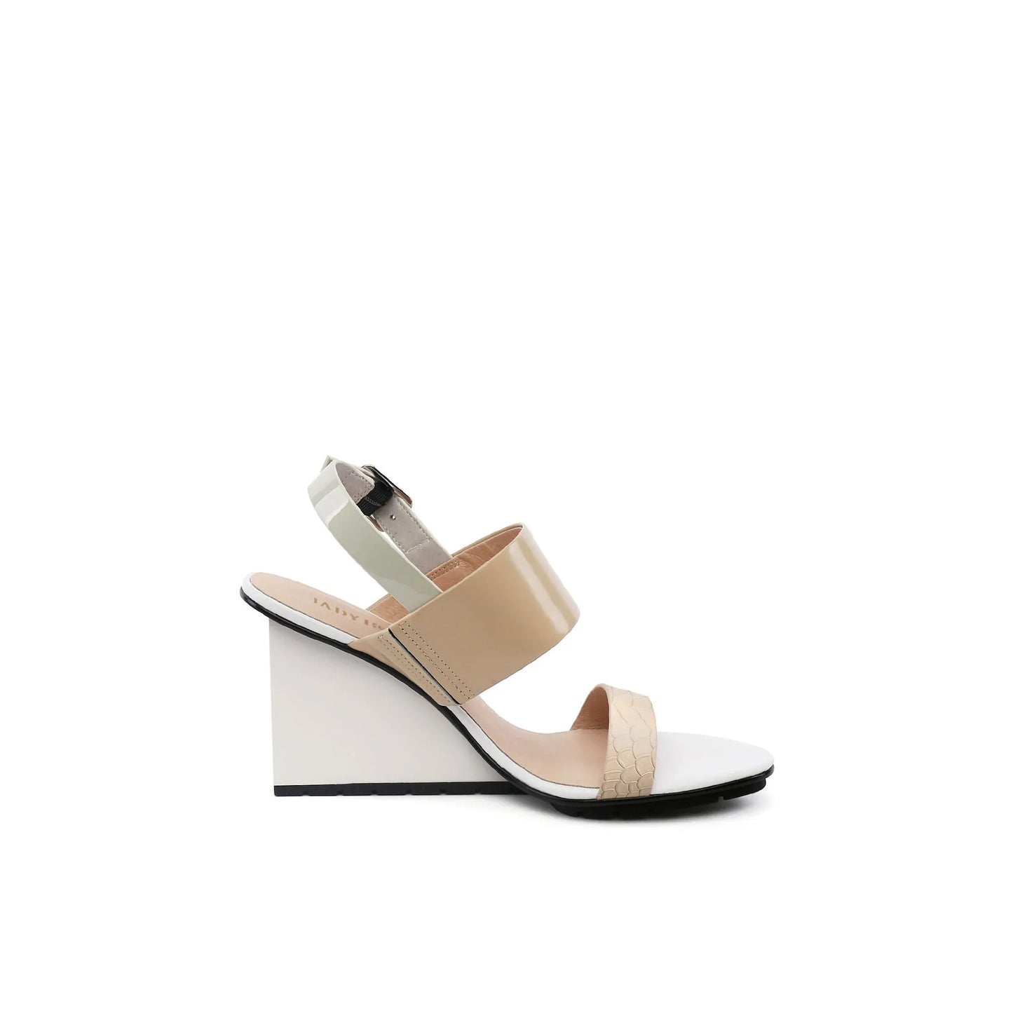 Effortlessly Elegant Garment with a Timeless Design