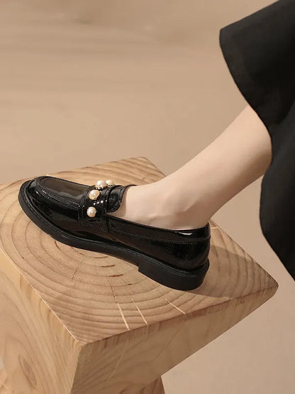Round-toe Split-joint Loafers