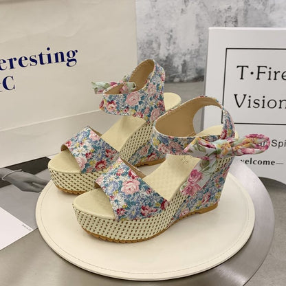 Classic Vintage Heels with a Flattering Fit