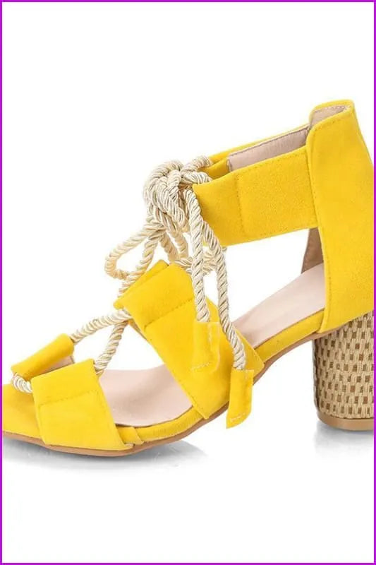 Classic Vintage Heels with a Flattering Fit
