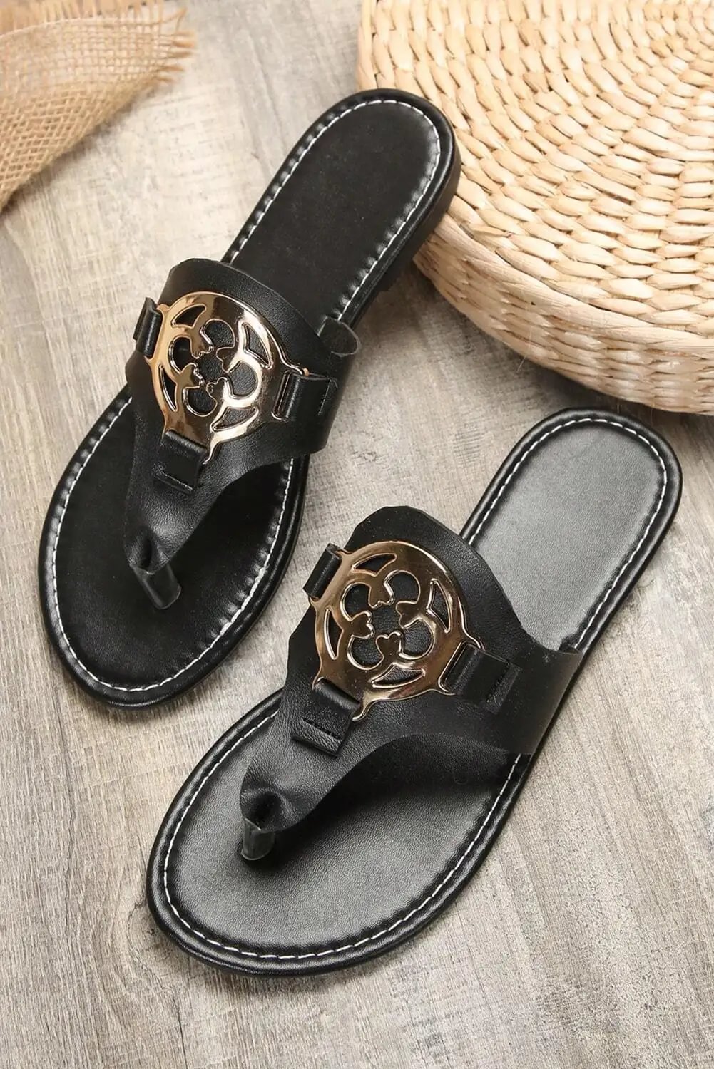 Subtly Elegant Slippers with a Refined Vintage Look