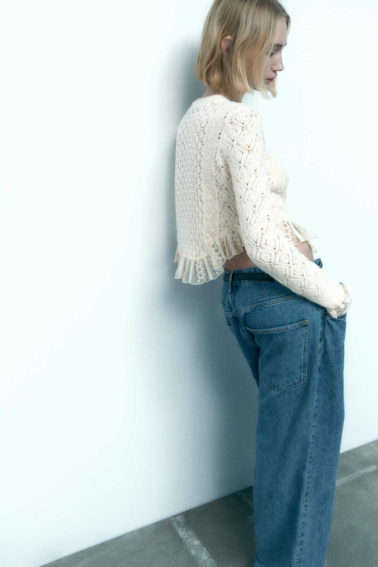 Cropped Knit Buttoned Lace Trim Cardigan White