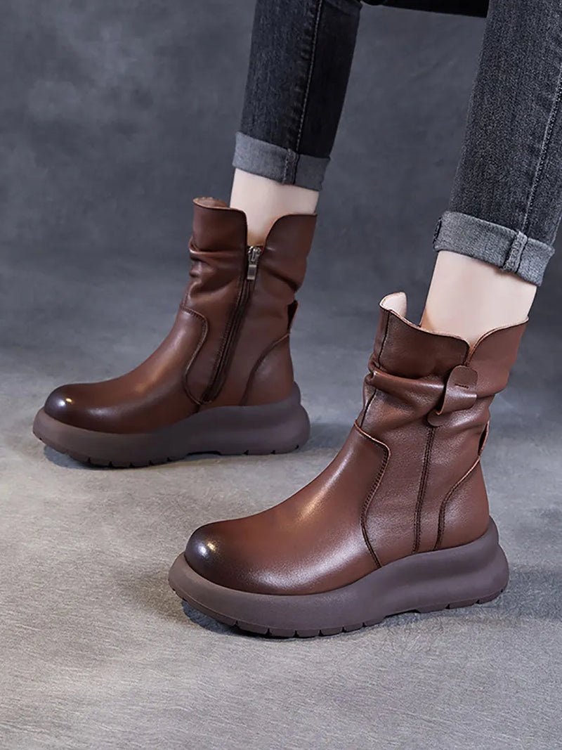 Subtly Elegant Boots with a Refined Vintage Look