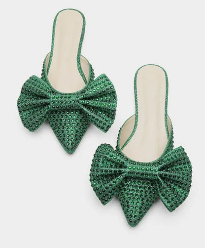 Classic Vintage Heels with a Flattering Fit
