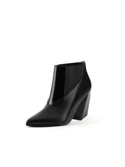 Beautifully Crafted Garment in a Classic Style