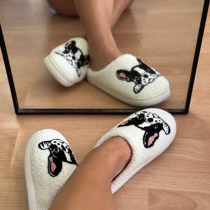 Classic Designed Slippers in a Timeless Cut
