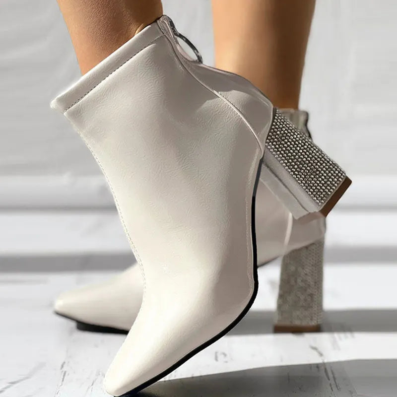 Elegantly Styled Shoes for Everyday Wear