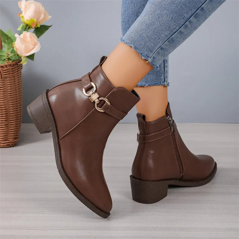 Casually Elegant Shoes with a Refined Edge