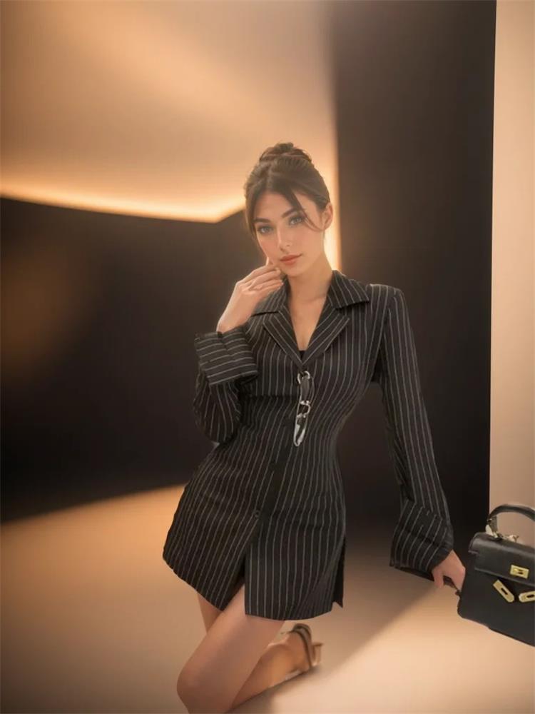 Blouses Black Stripe Slim Fit Shirts Long Sleeve Top Korean Office Lady Aesthetic Shirt