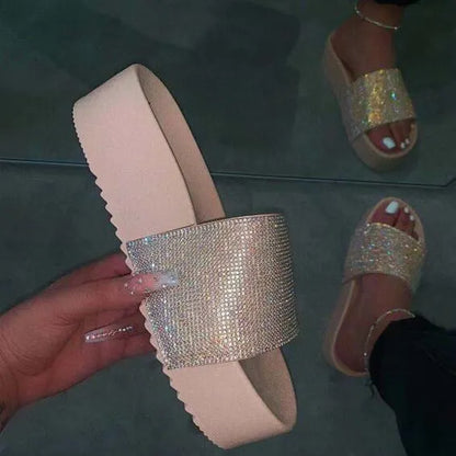 Elegantly Styled Sandals for Everyday Wear