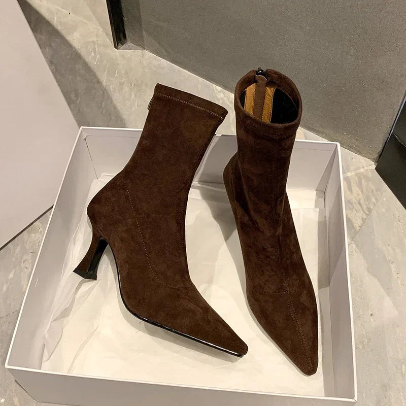 Jenesis Boots