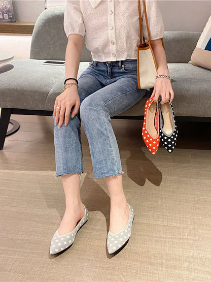 Contrast Color Pointed-toe Polka-dot V-cut Low Heels Flat Shoes