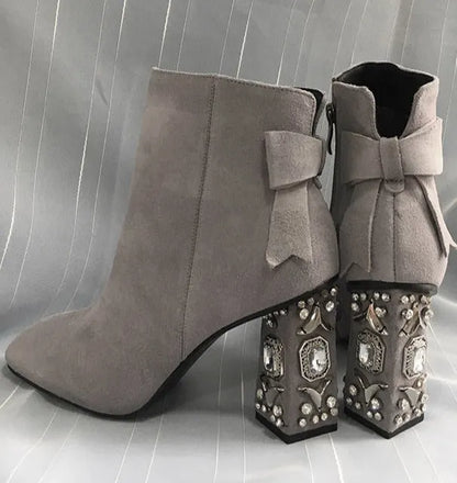 Casually Elegant Heels with a Refined Edge