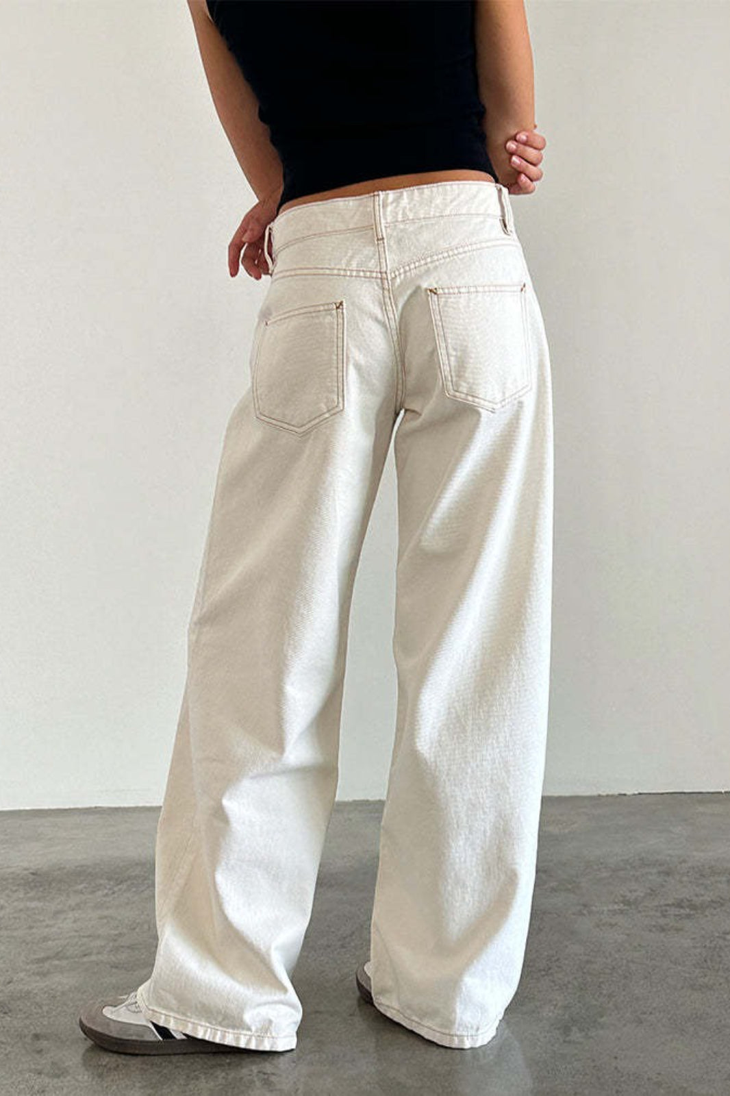 Low Rise Washed Straight Jeans