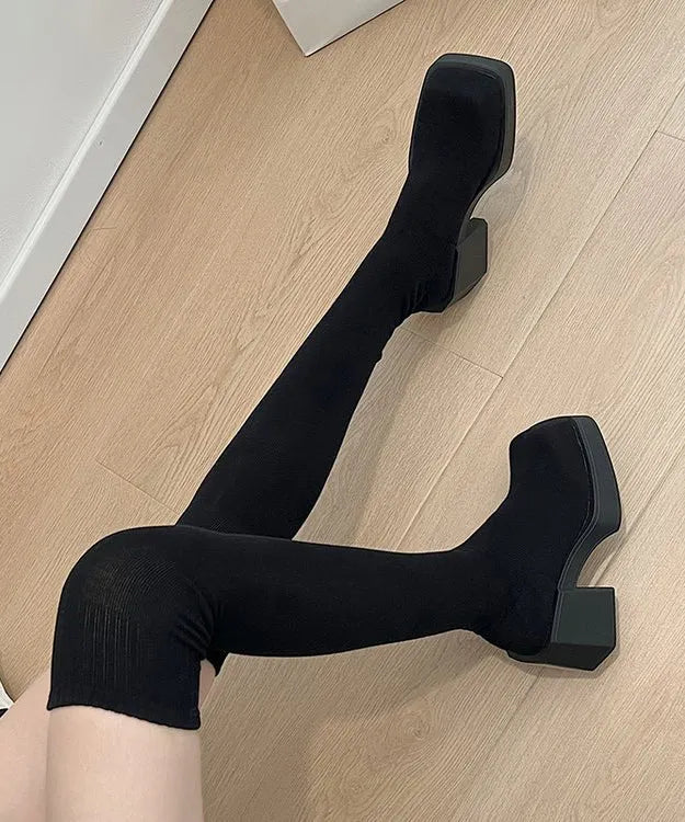 Subtly Elegant Boots with a Refined Vintage Look