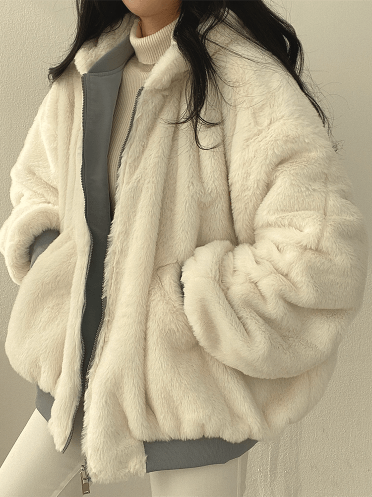 JO | Casual and effortless winter garment