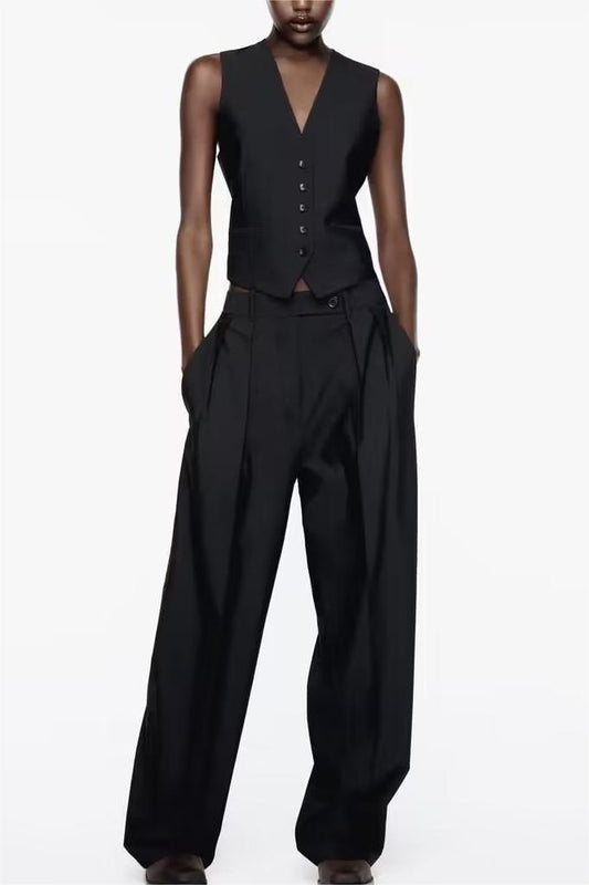 Fall Street Short Vest Pants Suit – Autumn Outfit for Fashionable