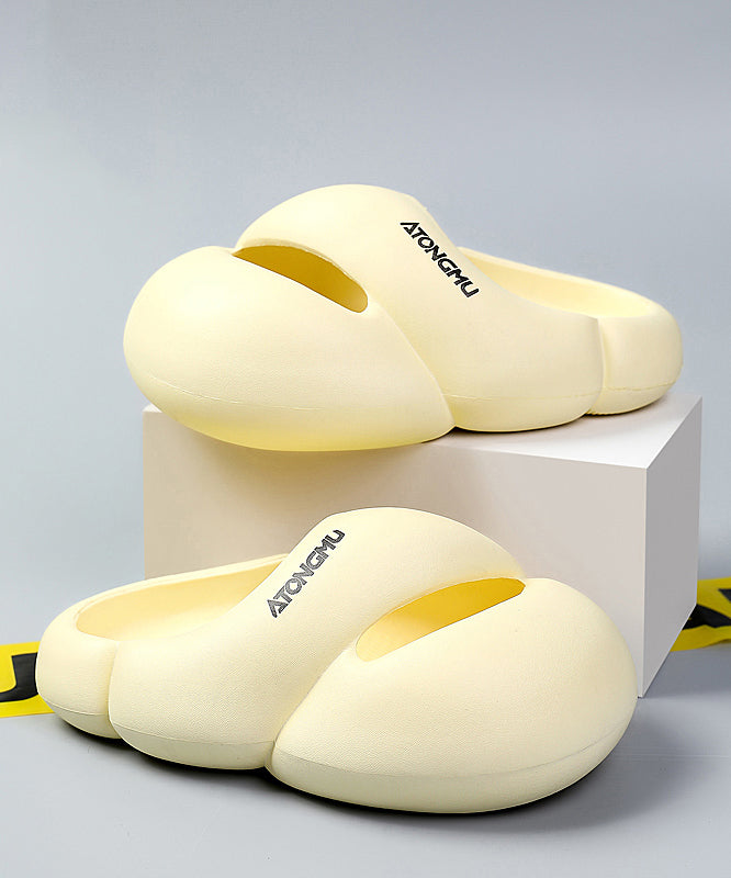 Finely Styled Slippers with a Classic Vintage Look