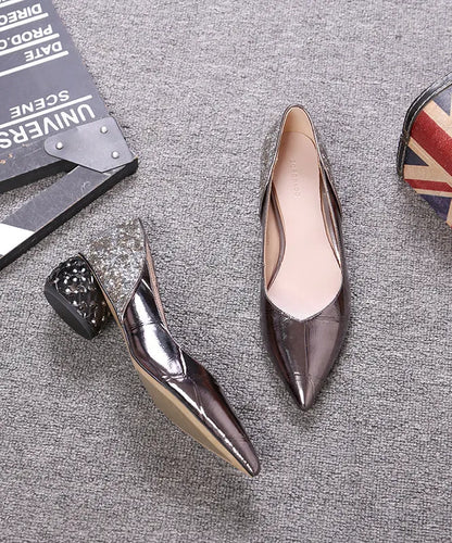 Effortlessly Elegant Heels with a Timeless Design