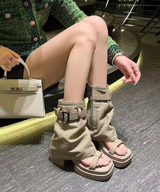 Beautifully Finished Boots in a Timeless Design