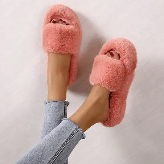Subtly Elegant Slippers with a Refined Vintage Look