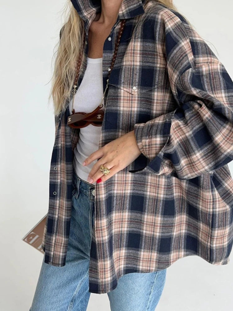Taruxy Retro Blouse Autumn Winter Loose Long Shirts Female Plaid Basic Street Cardigan Woman Clothing