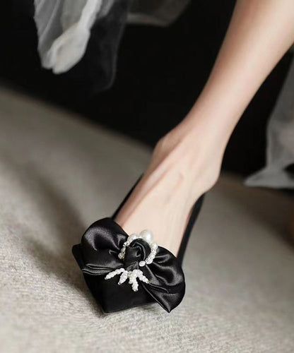 Casually Elegant Heels with a Refined Edge