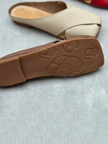 Finely Styled Slippers with a Classic Vintage Look