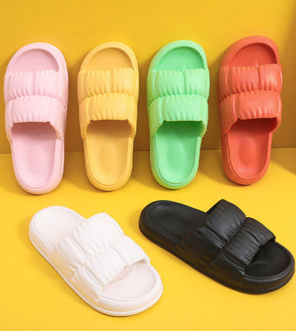 Casually Elegant Slippers with a Refined Edge