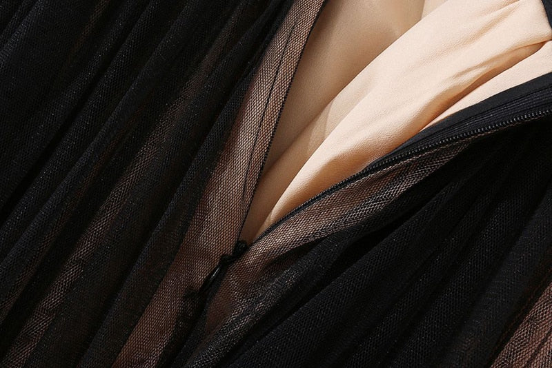 Leisa Top & Mesh Skirt