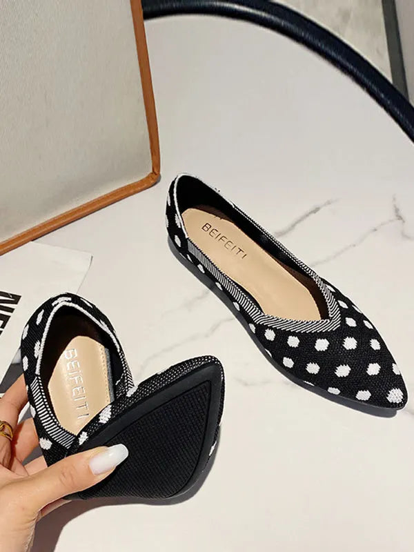 Contrast Color Pointed-toe Polka-dot V-cut Low Heels Flat Shoes