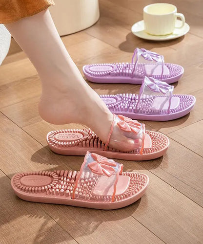 Effortlessly Elegant Slippers with a Timeless Design