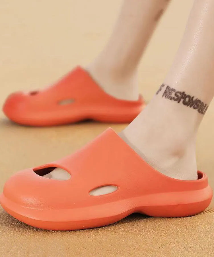 Elegantly Styled Slippers for Everyday Wear