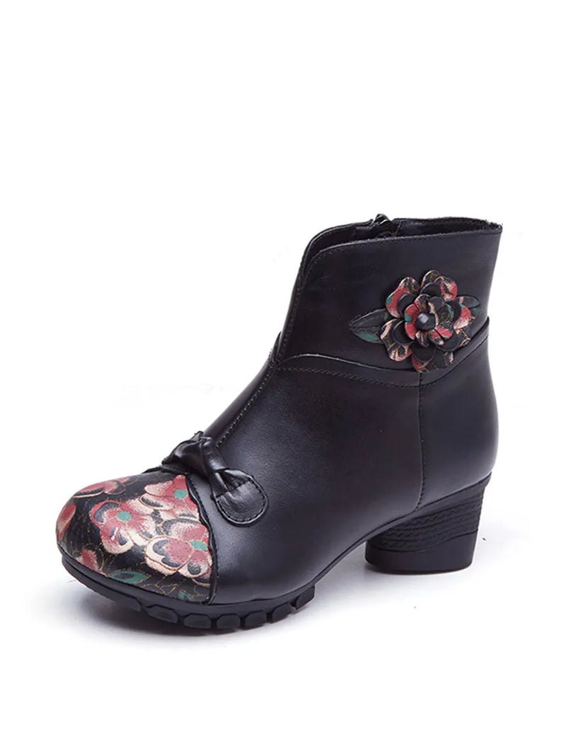 Subtly Elegant Boots with a Refined Vintage Look