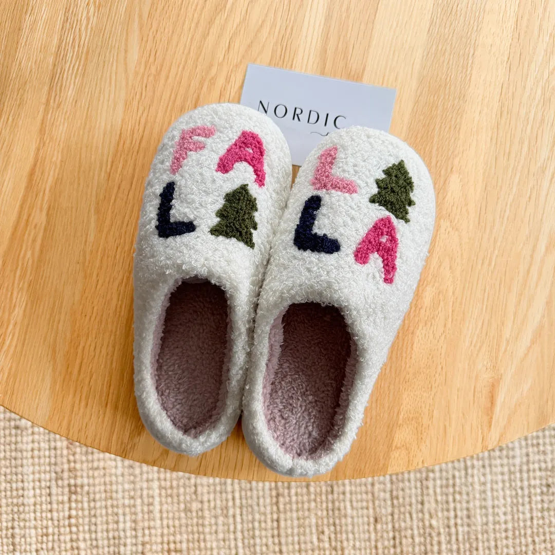 Effortlessly Elegant Slippers with a Timeless Design