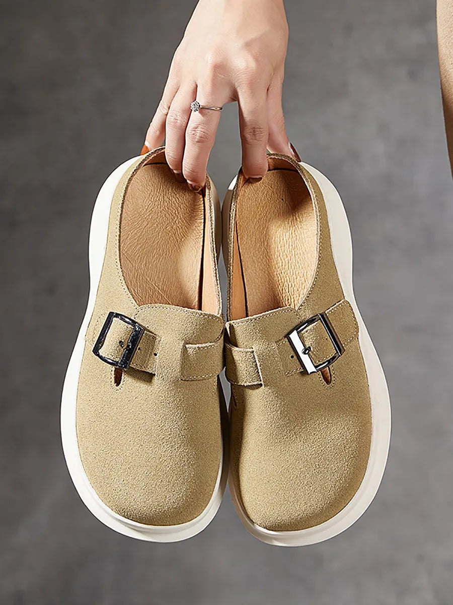 Casually Elegant Slippers with a Refined Edge