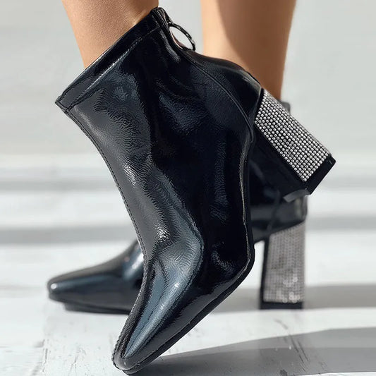 Finely Styled Shoes with a Classic Vintage Look