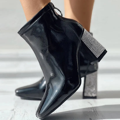 Subtly Elegant Shoes with a Refined Vintage Look