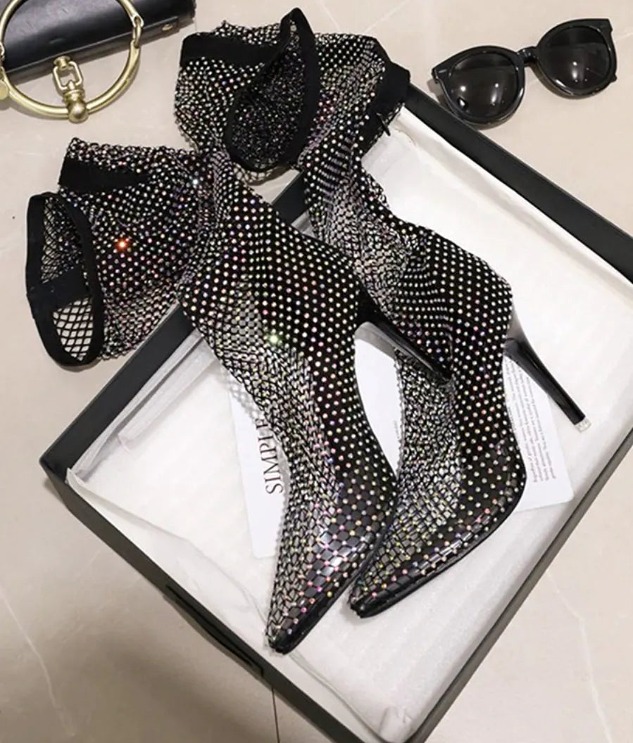 Vintage Style Heels with a Modern Fit
