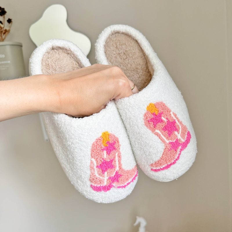 Classic Designed Slippers in a Timeless Cut